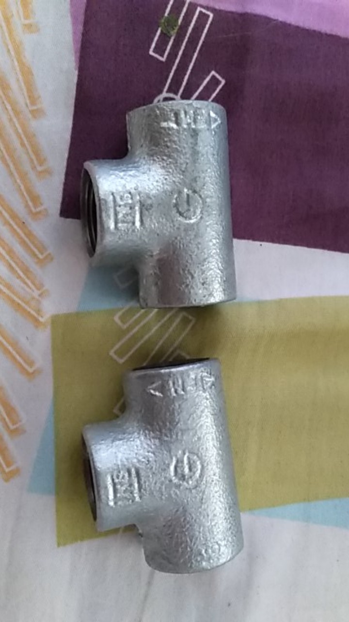 Tee Drat Dalam 0.5(1/2) Inch Galvanis