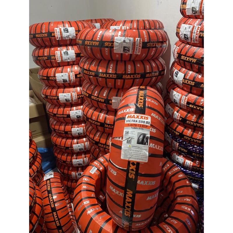 ban luar Maxxis 140/70-13