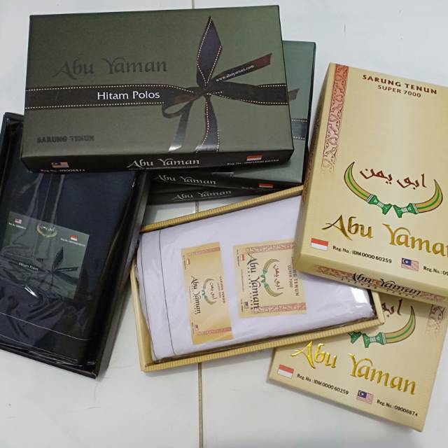 SARUNG POLOS HITAM PUTIH  FULL MERK  ABU YAMAN