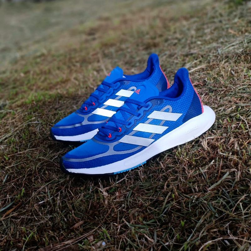 Sepatu Running Pria adidas Supernova, Adidas Boost
