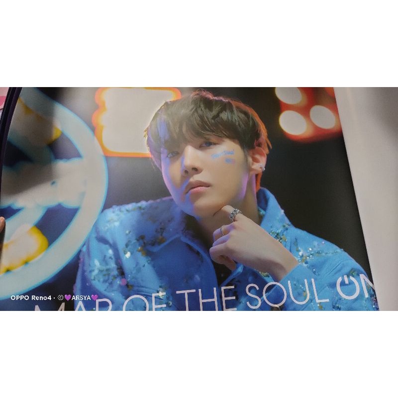 poster MAP OF THE SOUL ON:E