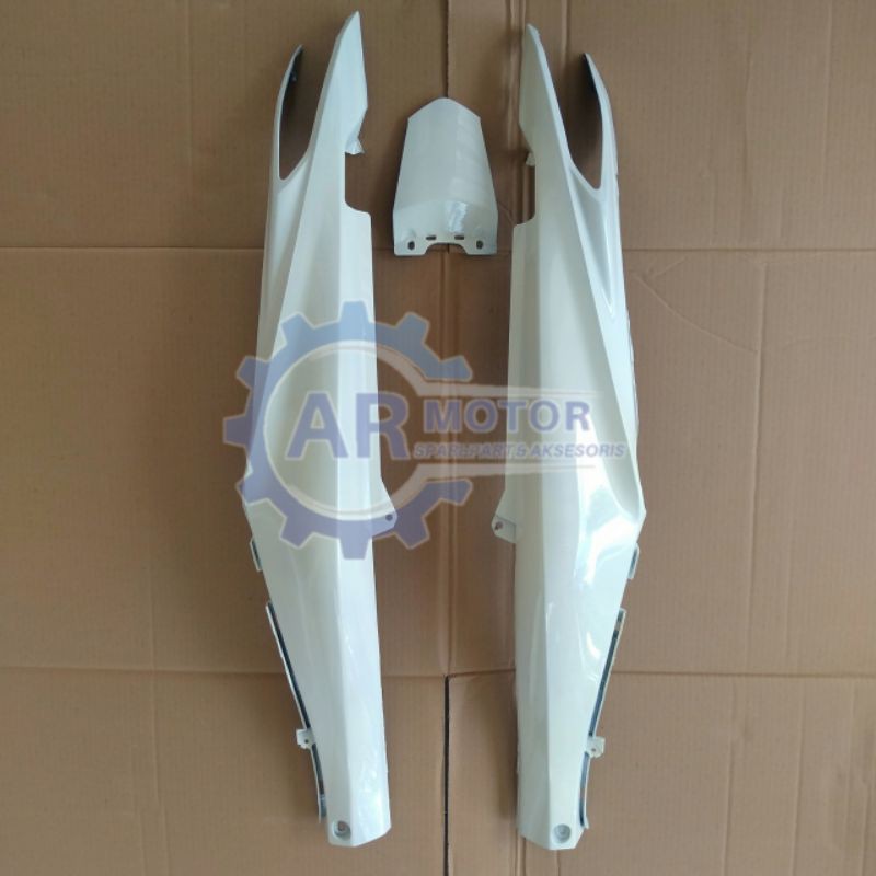 BODY BELAKANG JUPITER Z BALOK / JUPITER ROBOT PUTIH 2010