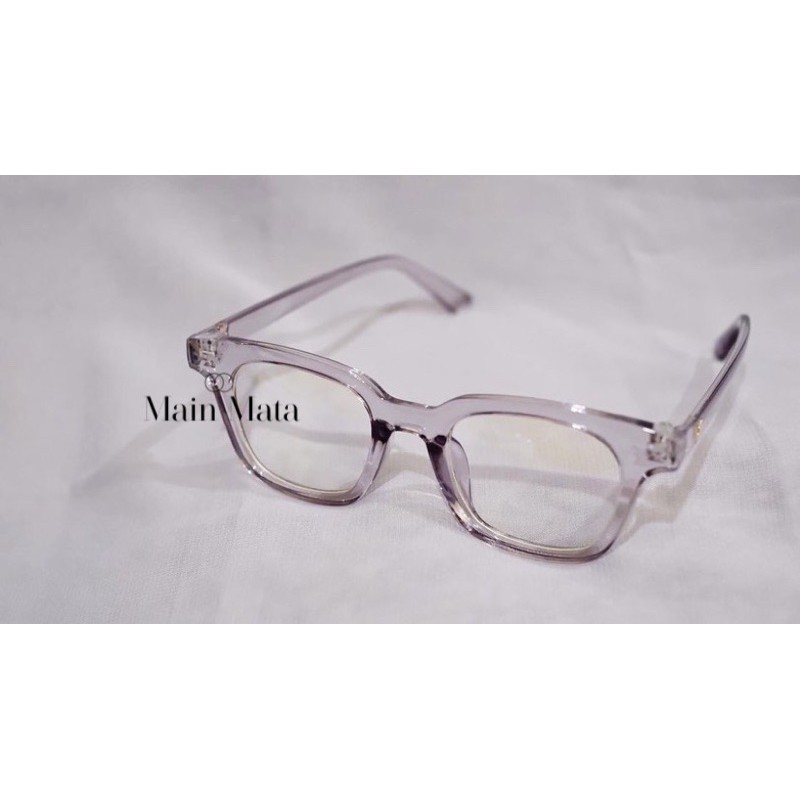 

Retro Square Grey Clear