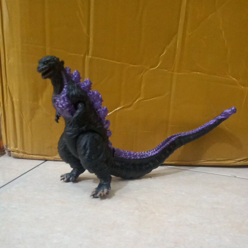 Shin Godzilla Ungu Action Figure Godzilla