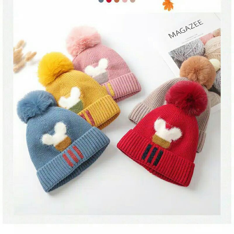 Topi Kupluk Rajut Mickey Pompom Anak Balita