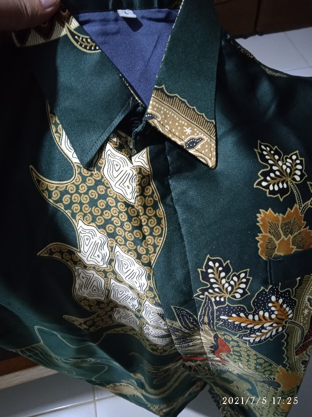 Kemeja Batik Semi Sutra Silky Premium Puring Istimewa
