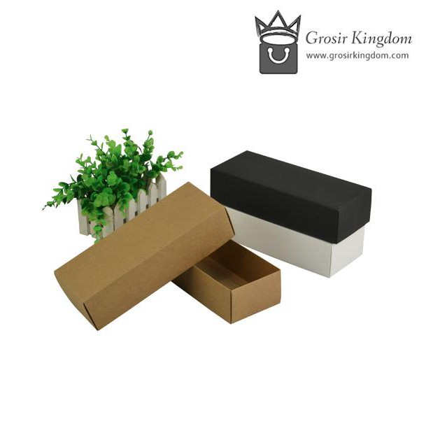 

BT PH KOTAK HADIAH, KOTAK SOUVENIR, KOTAK BAJU CELANA, KOTAK SERBAGUNA