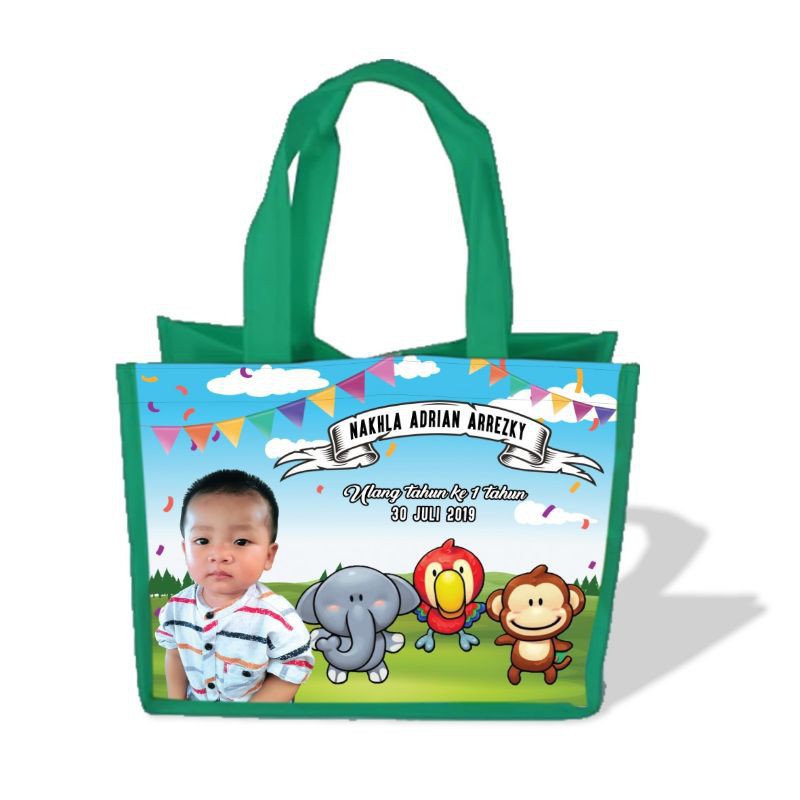 

TAS HAMPERS GOODIE BAG TOTEBAG GOODY BAG ULTAH ULANG TAHUN ANAK CUSTOM FOTO NAMA TERMURAH & TEBAL