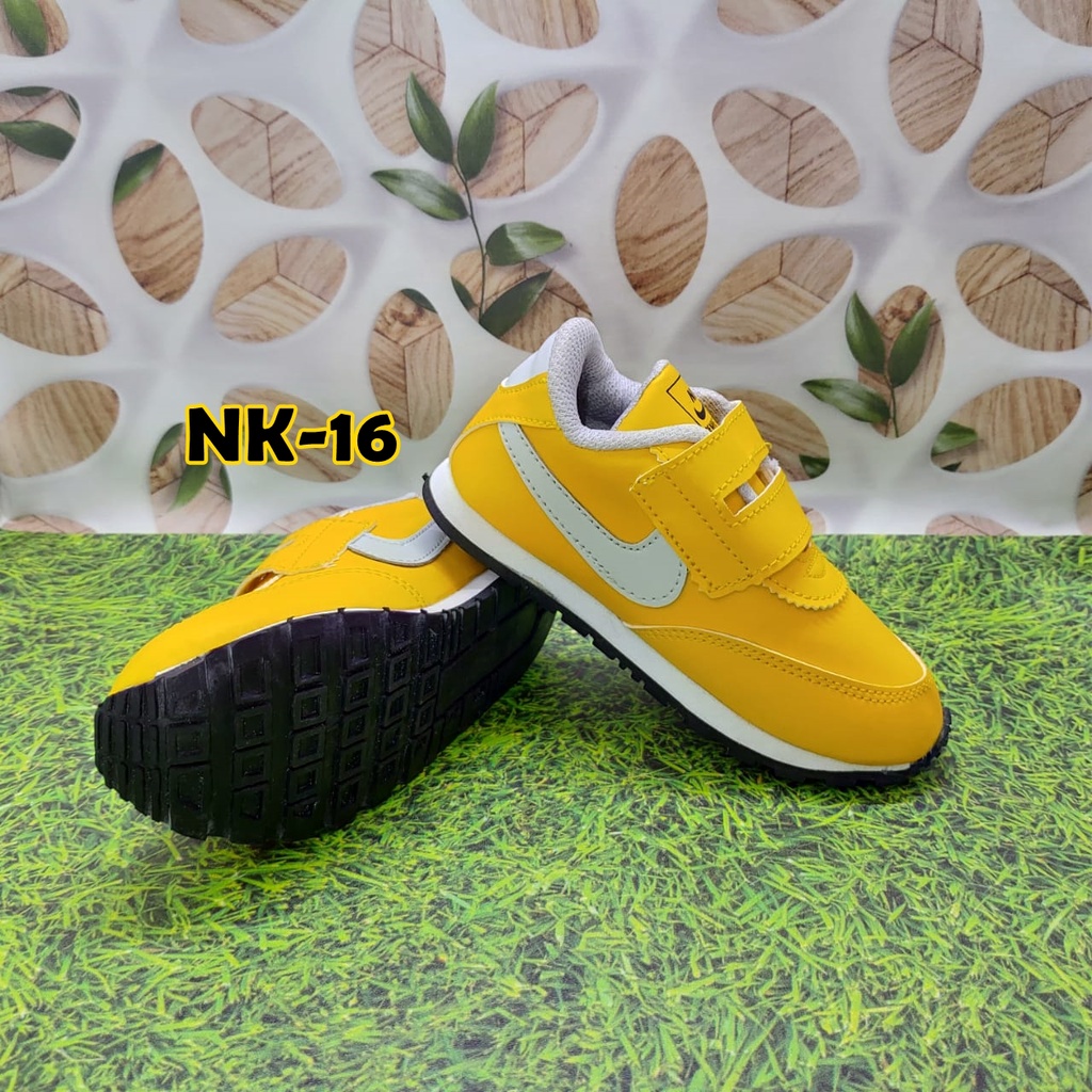 Sepatu Sneakers Anak Perempuan Murah / Sepatu Sekolah Anak Perempuan / Sepatu Anak Nike