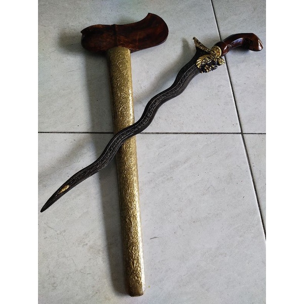 Keris antik unik naga manglar atau naga liman luk 7 pamor ngulit semongko
