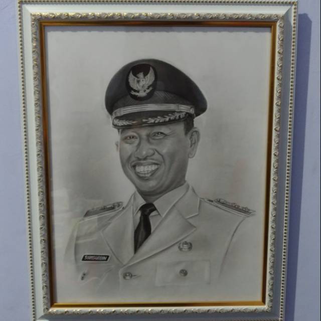 Sketsa wajah Hitam putih