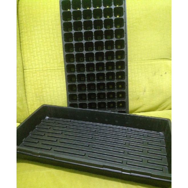 SET TRAY SEMAI DAN NAMPAN ALAS TRAY 72 HOLE