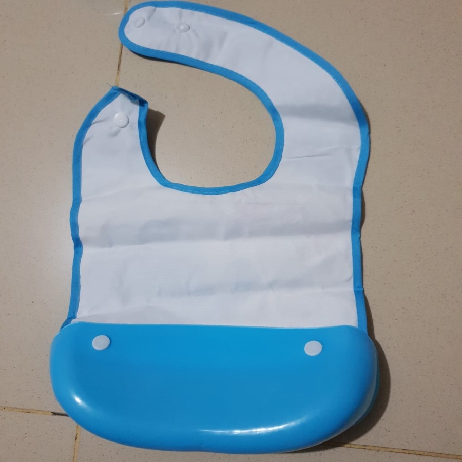 Bib lucu crumb catcher