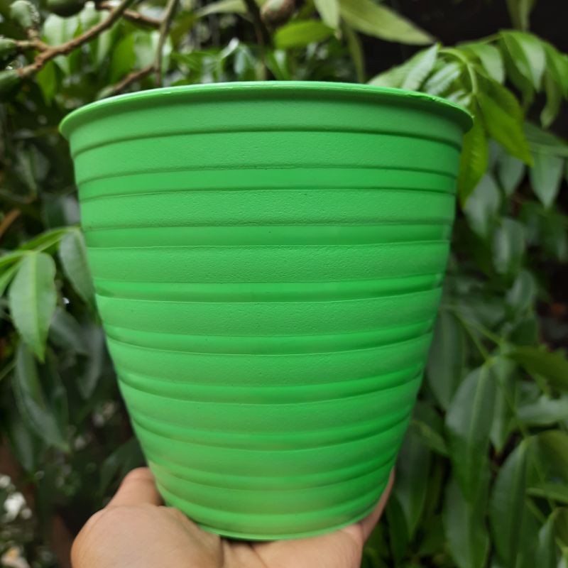 Pot Bunga SJP Raja Lebah 15 Hijau / Pot Tanaman