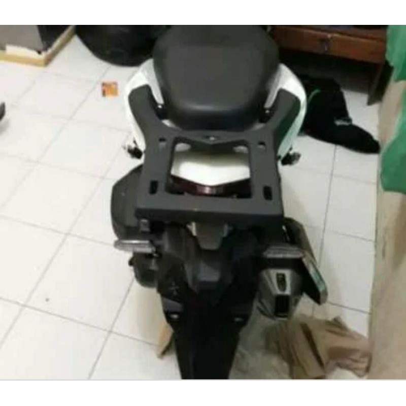 breket box vario 125 150 2015-2017 behel box vario 150 125 bracket box vario 150 vario 125 2015-2017