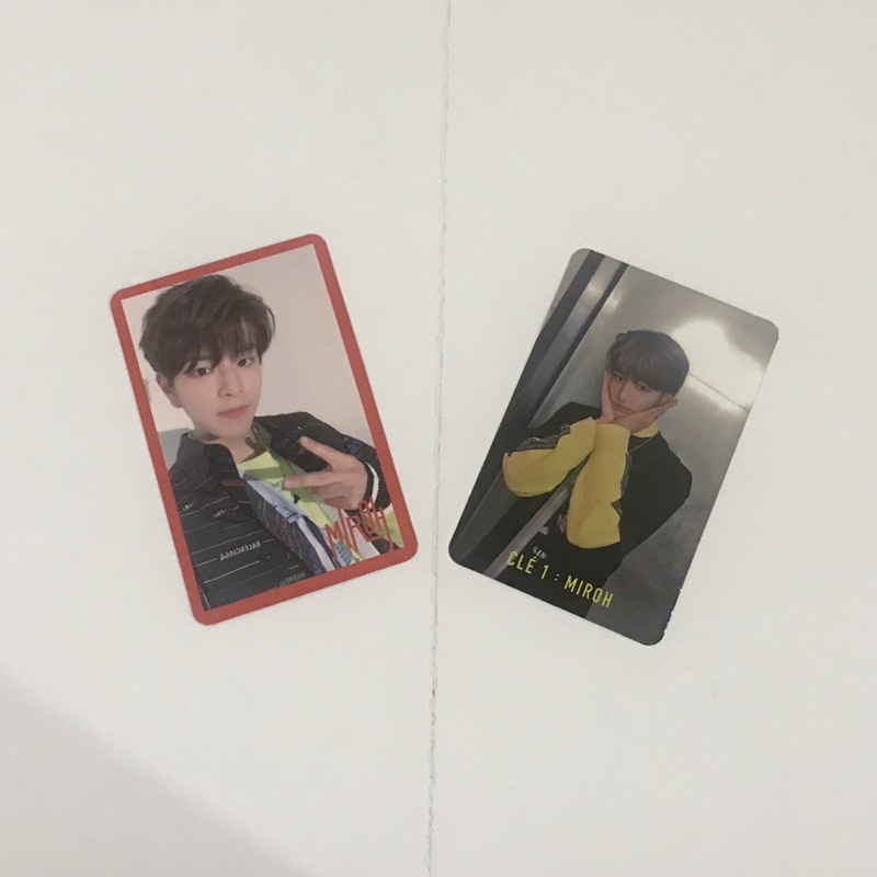 Hyunjin Miroh Seungmin Miroh Red Border