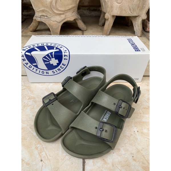 Preloved sandal anak birkenstock/sandal karet/birkenstock ori store