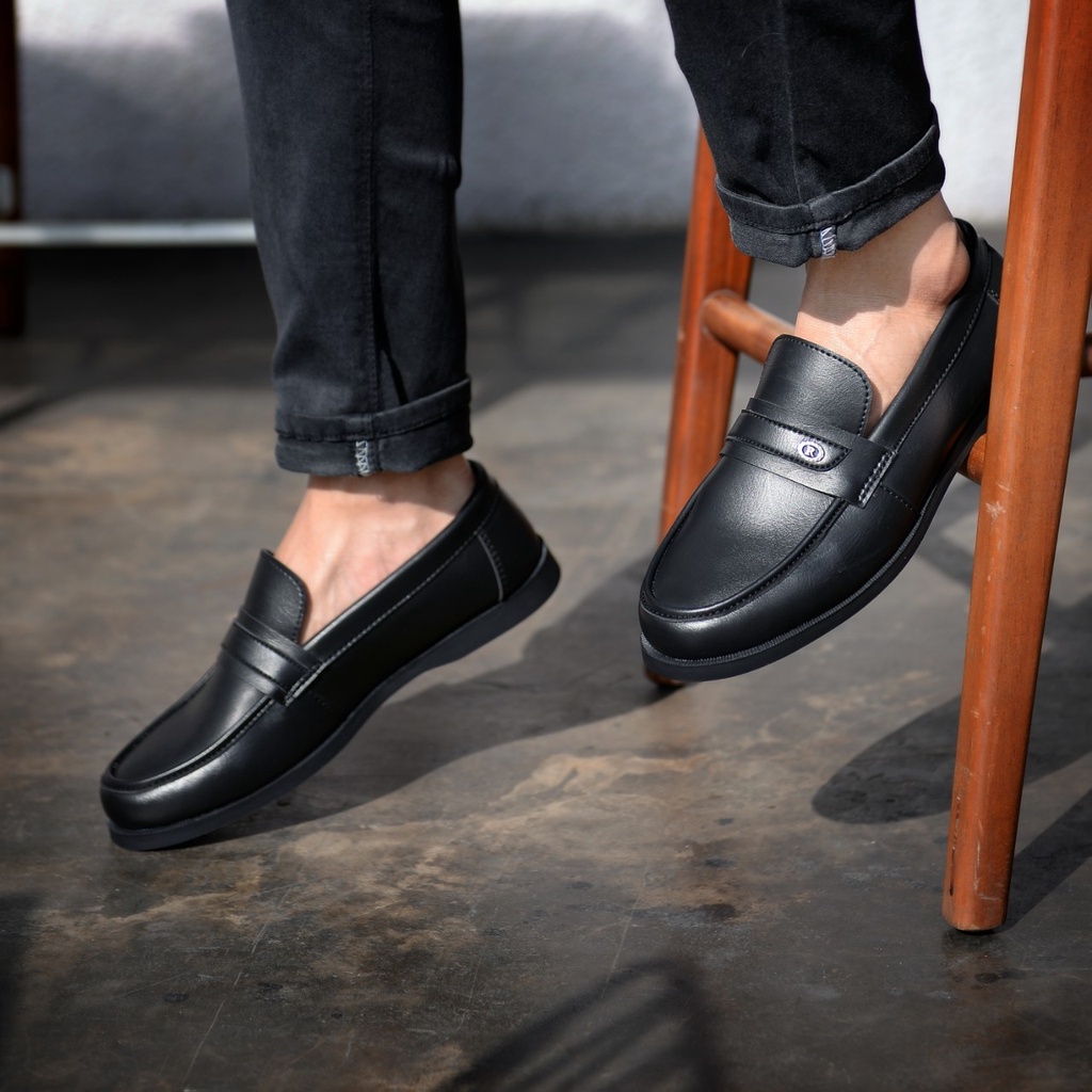 RIONZ X DRT - SepatuFormal Pantofel Pria Resmi Formal Tali Hitam Coklat Kulit PU Original Brown Black Kantor Kuliah Casual Gereja Pesta Kondangan Nikahan Kerja Perkantoran PNS Guru Gaya Trendy Kekinian Terlaris Murah