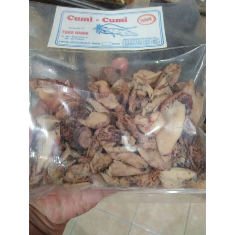 

krupuk cumi cumi 200 gram