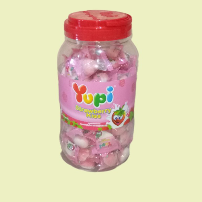 

Yupi Strawberry Kiss Permen Jelly 300gr [120 pcs/toples]