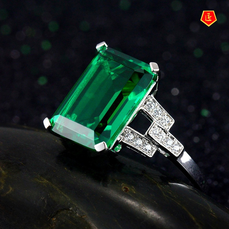 [Ready Stock]Square Emerald Ring 925 Silver Fashion Elegant and Personalized