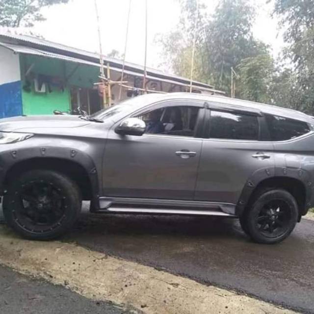 Over fender all new pajero sport