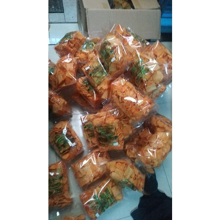 

singkong bakar Della snack !!! 330gr
