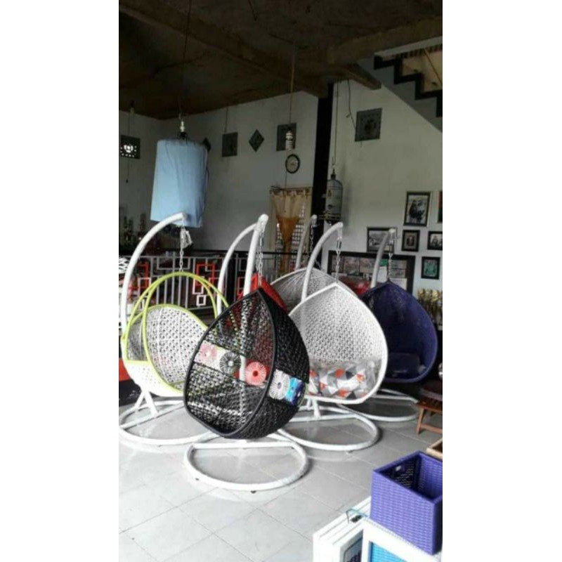 ayunan rotan/ayunan taman.