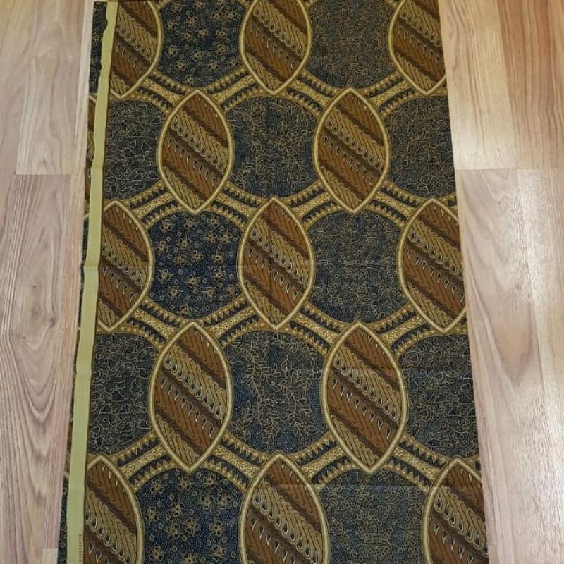 Kain Batik / Jarik Klasik Motif SidoAsih Parang