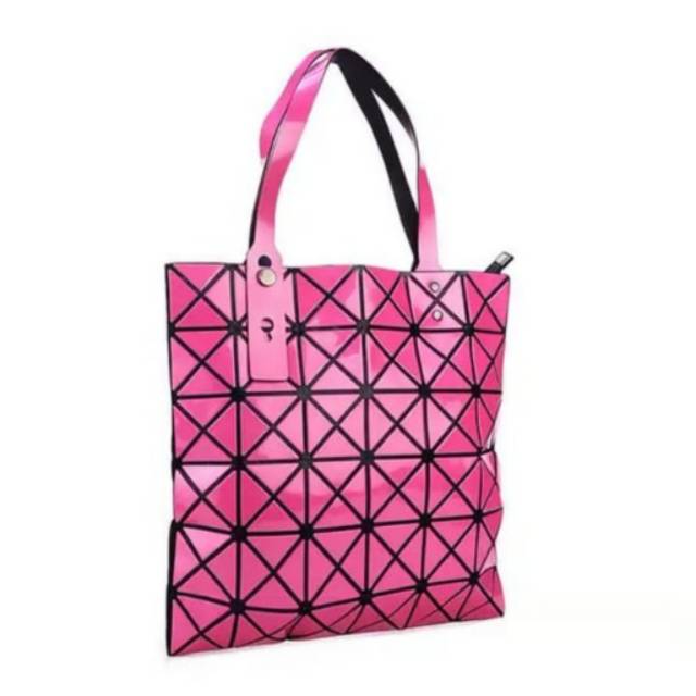 NEW ISSEY MIYAKE TOTE BAG/ TAS WANITA TERBARU ISSEY MIYAKE 2019 - PINK MIRABELLA