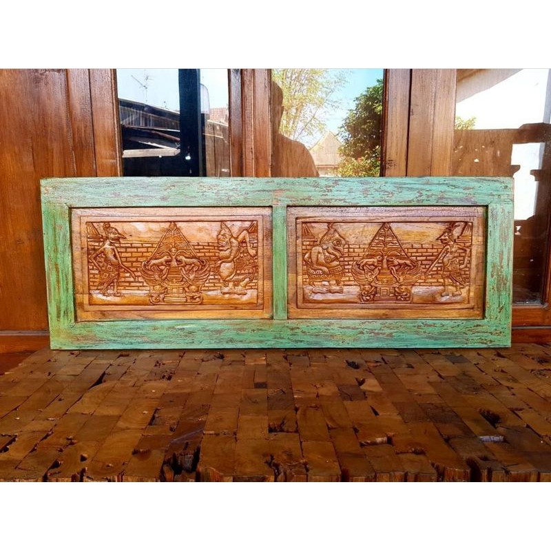 Pajangan Dinding Kayu Ukiran Wayang