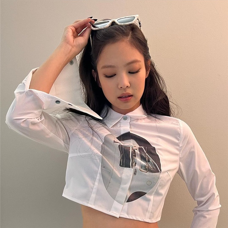 【AMY J】Jennie style Long-Sleeved Shirt Casual Cotton Crop midriff Top 7360