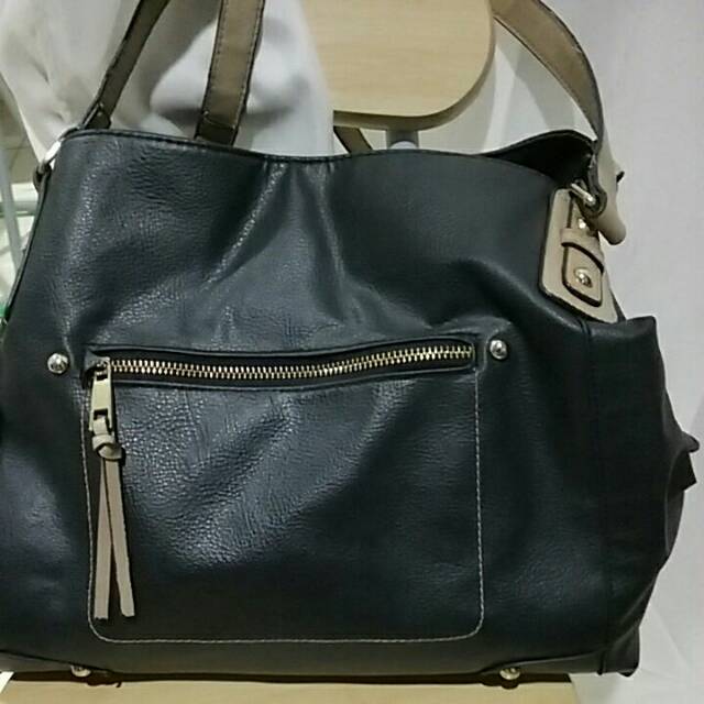 tas payless