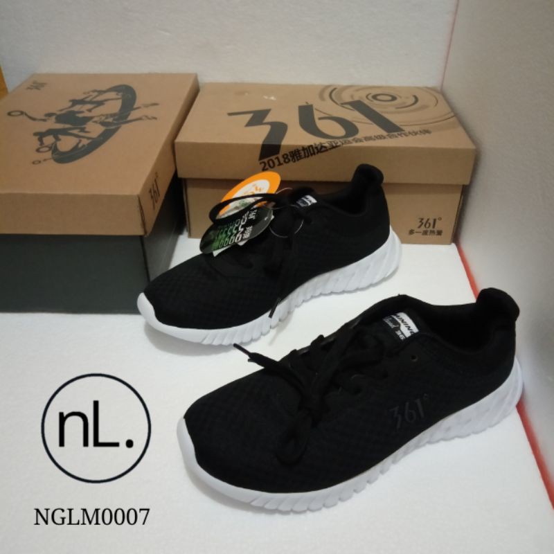 Sepatu olahraga pria merek 361 Degrees Men Training Shoes Size 40