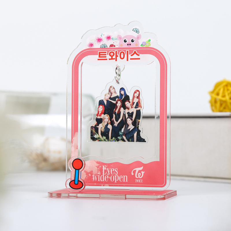 KPOP TWICE ITZY TXT Straykids Acrylic Figure Humanoid Stand Desktop Decoration Shaking Ornaments