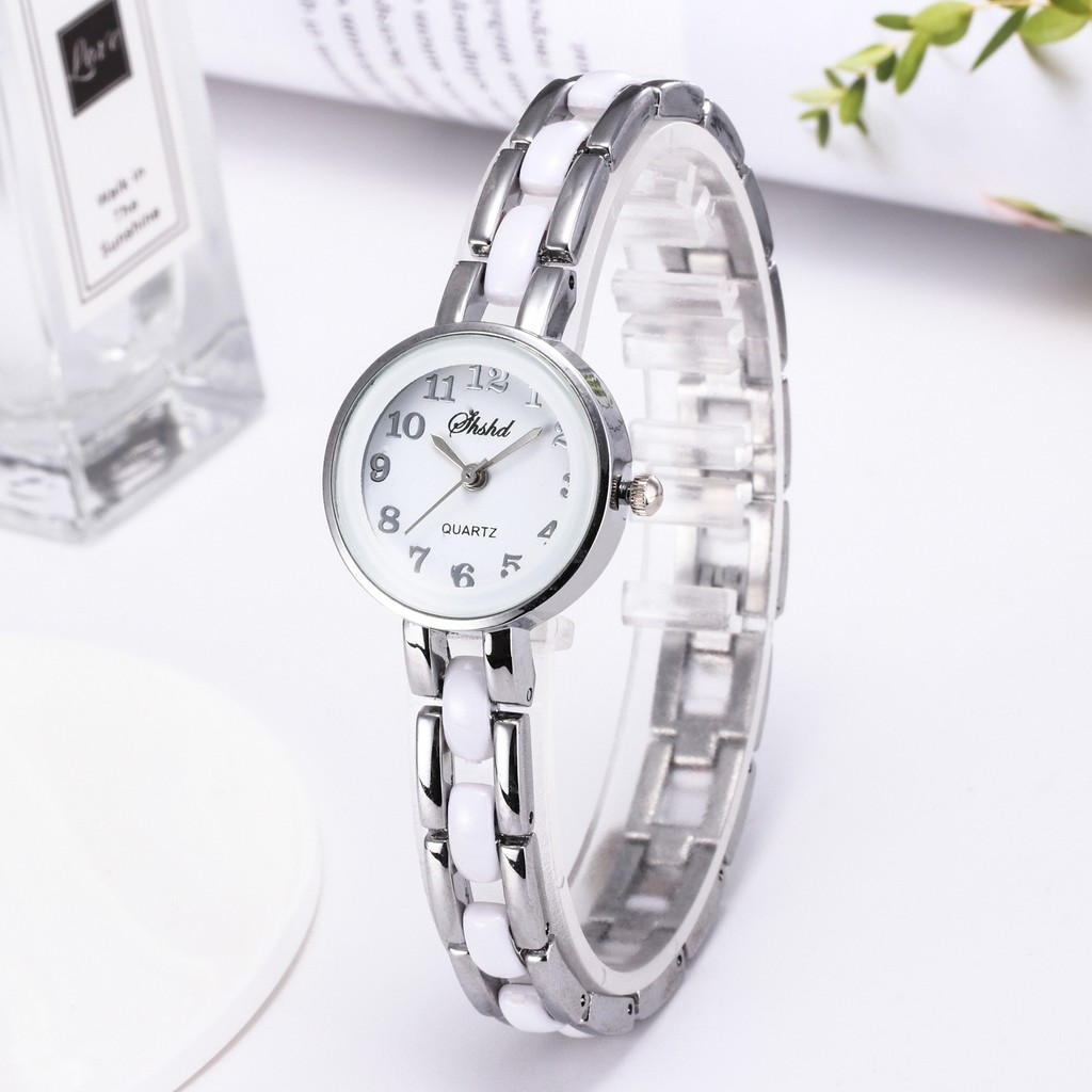 1Pc Jam Tangan Quartz Analog Dial Bulat Alloy Mini Vintage untuk Wanita / Hadiah - Jam Tangan Casual