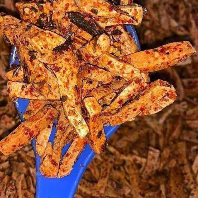 

Ready Stok Basreng stick bumbu bujot basah Daun jeruk 100gram LaelShop paling murah