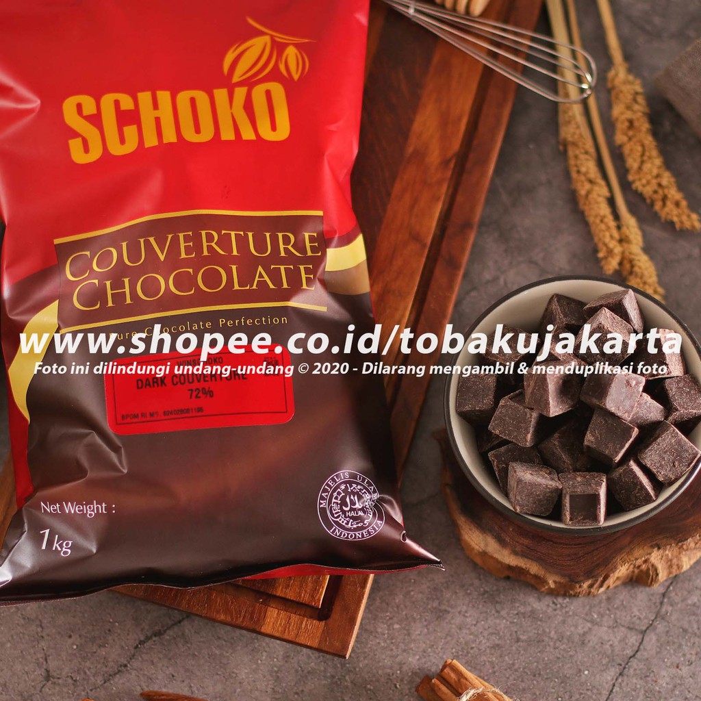 Jual Schoko Dark Chocolate Couverture CUBE 72% 500gr Cokelat Baking ...