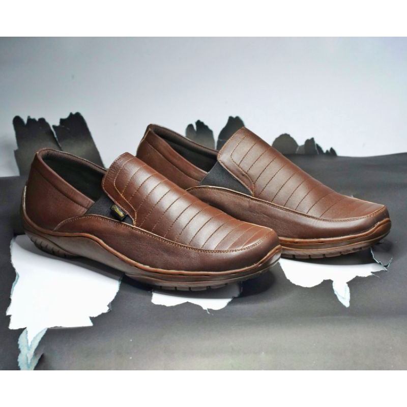 Sepatu slip on slop pria Kulit asli keren formal ori 100℅
