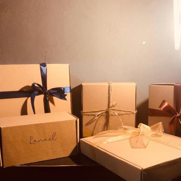 

(New Mall LKU 12Ju5Br) MEDIUM-2! Ready Box Ribbon simple kotak kado / hampers dan universal box! Mur