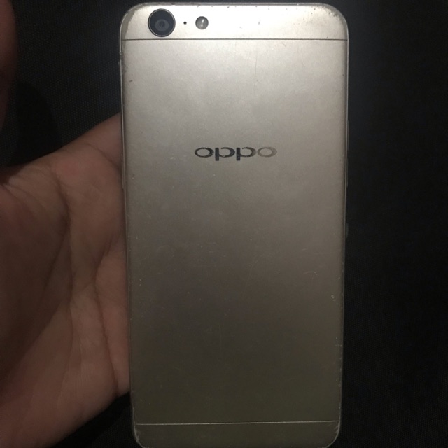 Jual oppo a57  bekas  body lecet” lcd perlu diganti dan tombol up