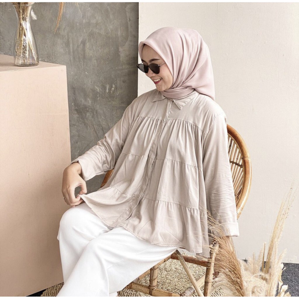 CRINCLE BLOUSE / BLOUSE RAYON-SORA BLOUSE MOCA