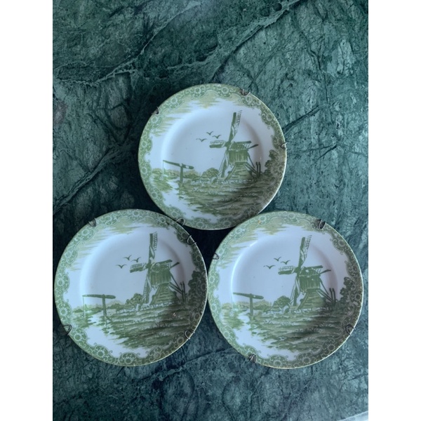 Set piring jepang pajangan antik