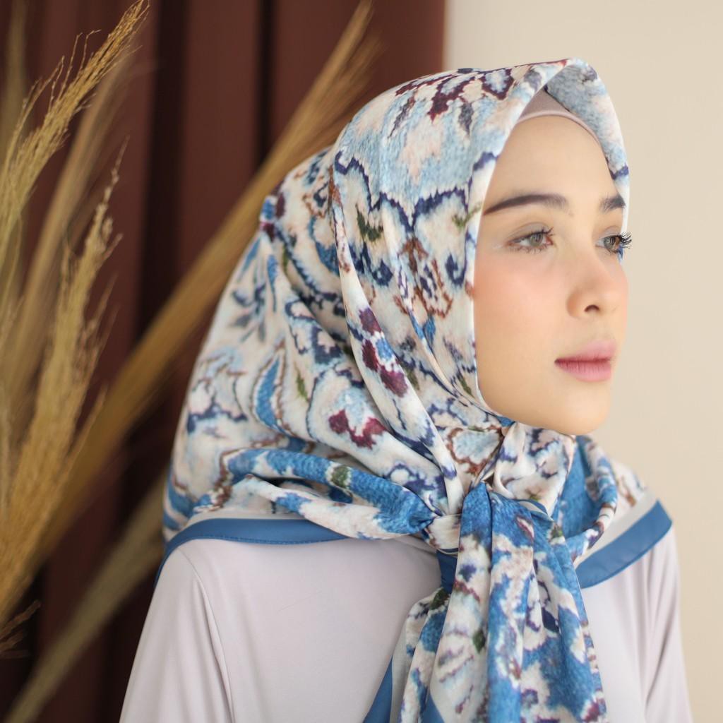 Shireen Sungkar x Scarvina SV005 Scarf
