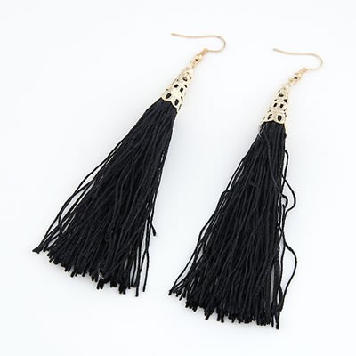 LRC Anting Gantung Renaissanc Black Elegant Tassels A29523