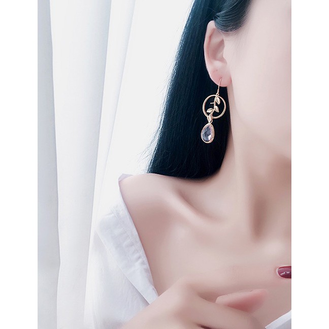 LRC Anting Gantung Fashion Pink Geometric Shape Decorated Earrings