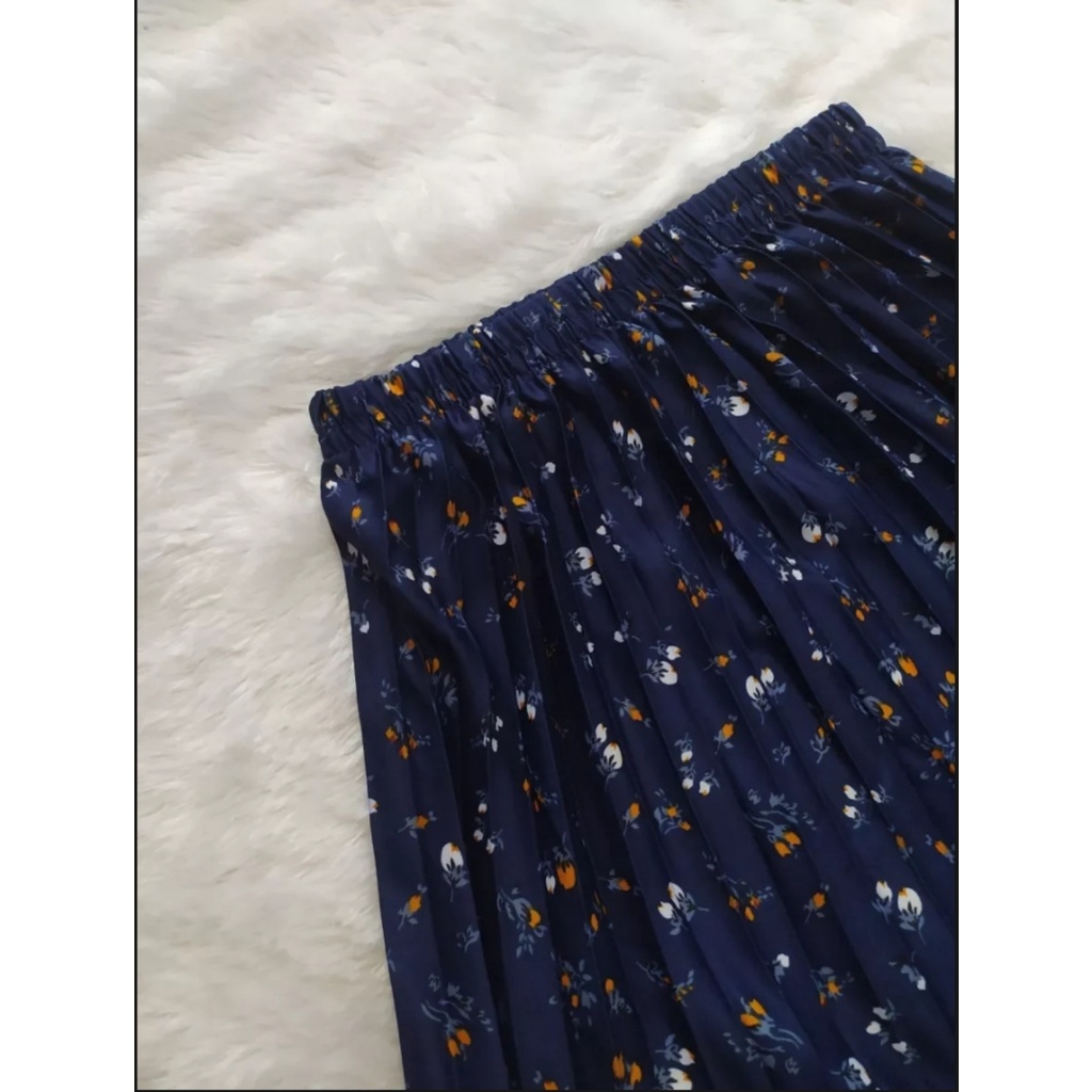 ROK PLISKET DAILY FLOWERS PREMIUM // ROK PLISKET PREMIUM MOTIF BUNGA // BAHAN HYGET PREMIUM-navy motip daliy