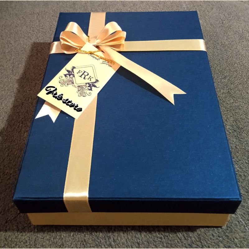 

BOX KADO GIFT BOX HARD BOX, UKURAN 30x20x10