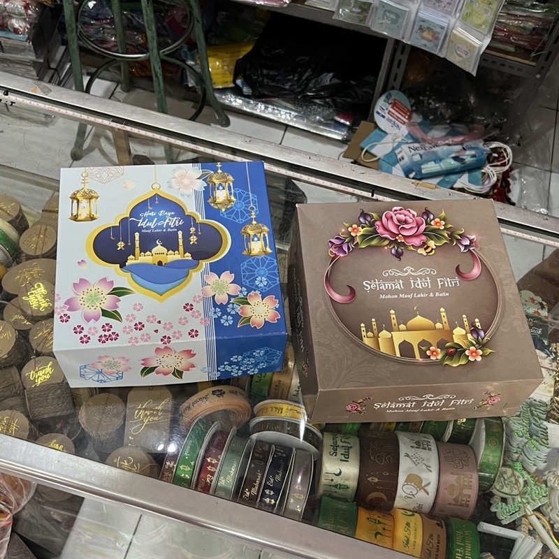 

Box Lebaran / Idul Fitri - 22x22x8cm