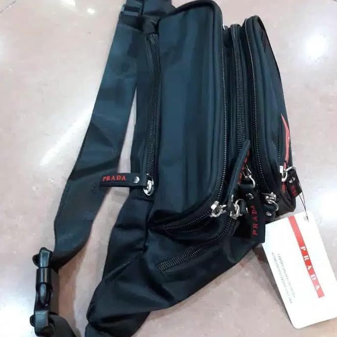 Unik Prada Waitsbag Tas Slempang/Pinggang Waterprof Original Impor - Hitam Gilaa